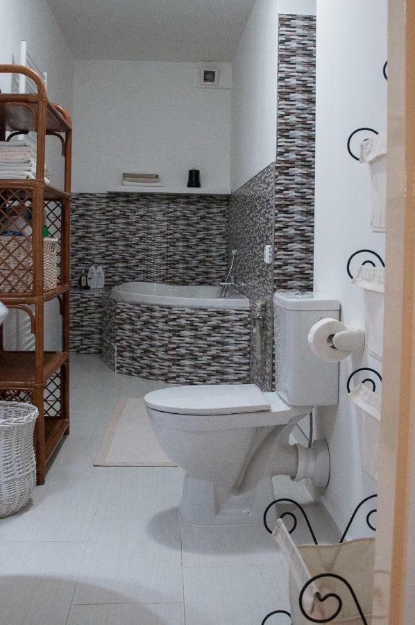 Апартаменты Apartman Zeleznice Экстерьер фото