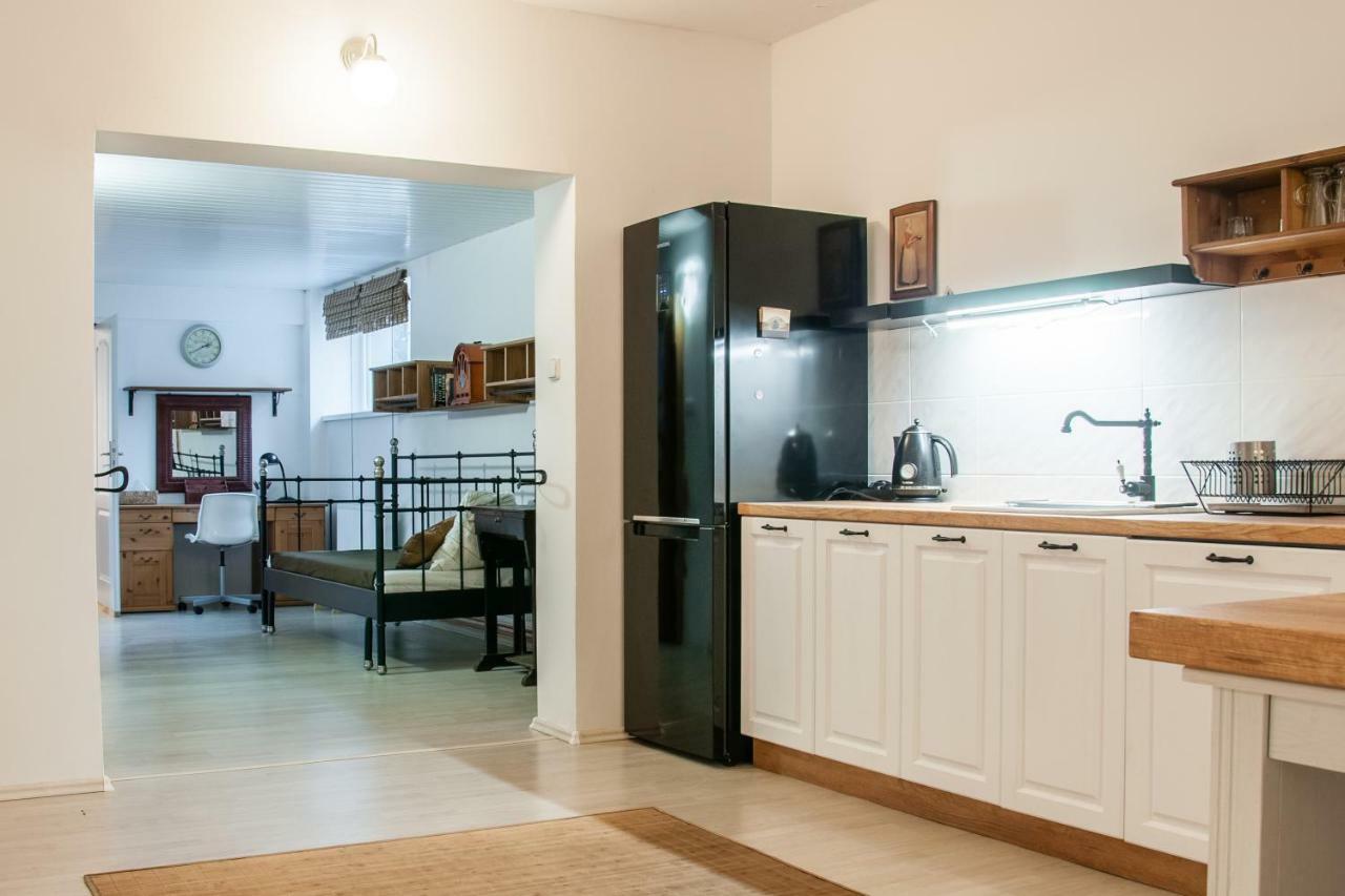 Апартаменты Apartman Zeleznice Экстерьер фото